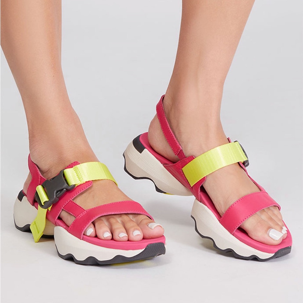 SOREL Women's Kinetic Impact Sling Sandals - Picture 1 of 10